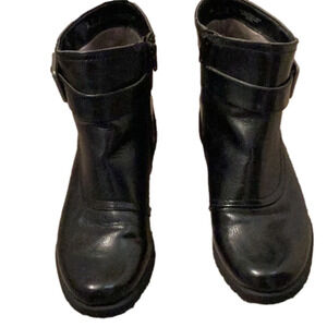 𝅺Life Stride Ankle Booties, Size 9M, Black